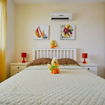 Апартаменты Royal Seacrest Bg3 *